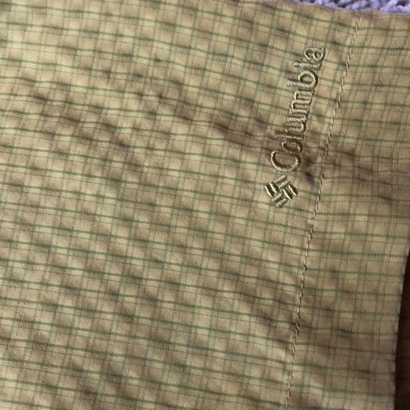 Columbia Short Sleeve Shirt - Picture 4 of 6